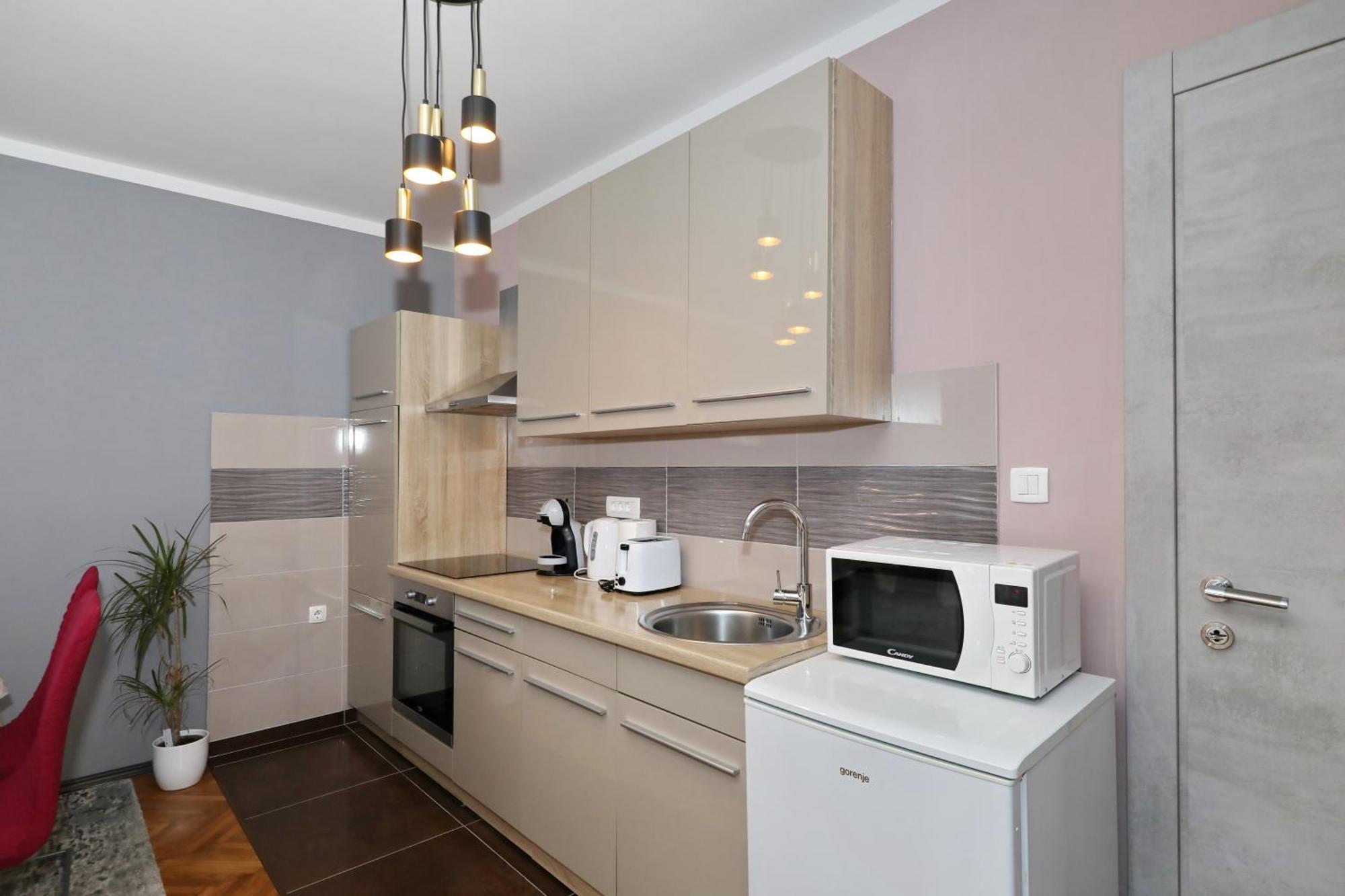 City Apartment Marcela Zadar Bagian luar foto