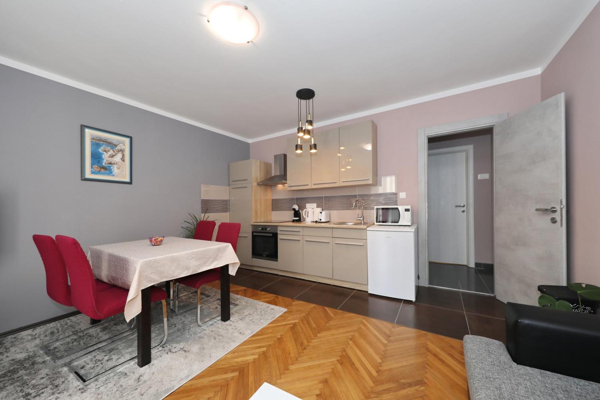City Apartment Marcela Zadar Bagian luar foto